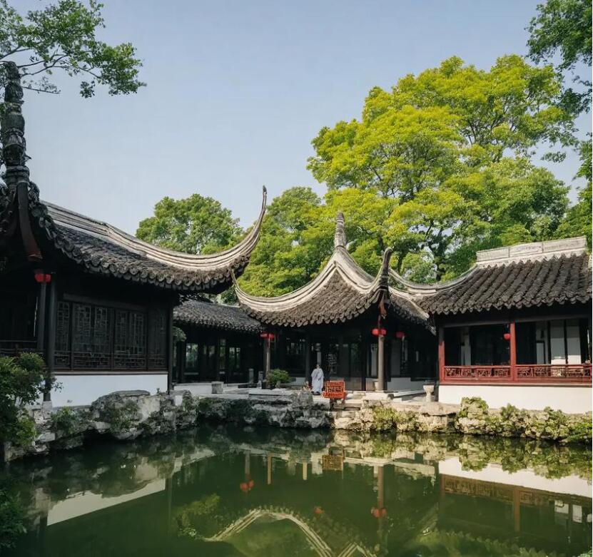 广东疯子土建有限公司